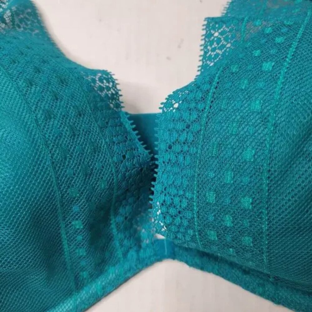 πΊπΈ Victoria Secret Aqua/Teal Lace Mesh Everyday Casual Plunge Bra Size 34DDD - Picture 3 of 10